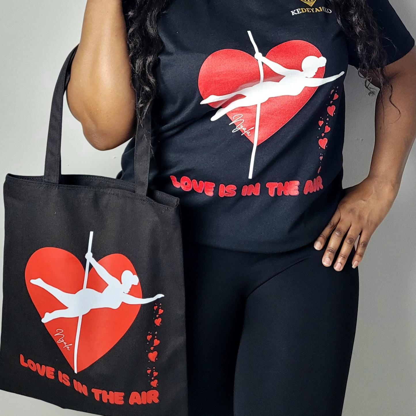 "Love Is In The Air" Nyala T-Shirt